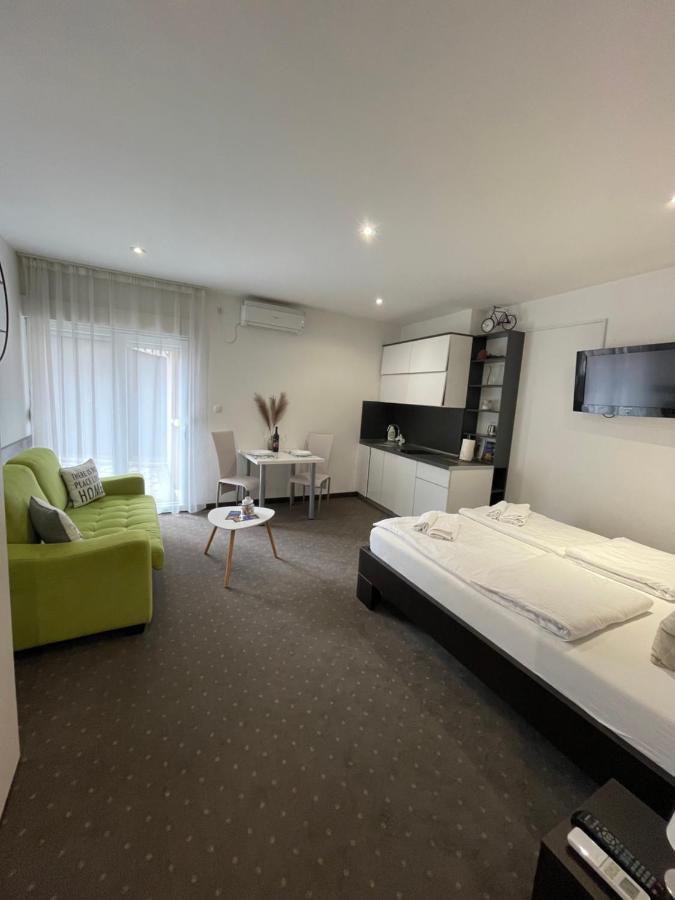 Apartments & Rooms Villa Zaad Мостар Екстериор снимка