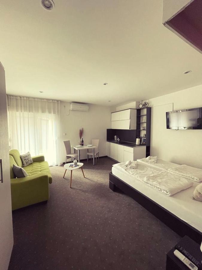Apartments & Rooms Villa Zaad Мостар Екстериор снимка