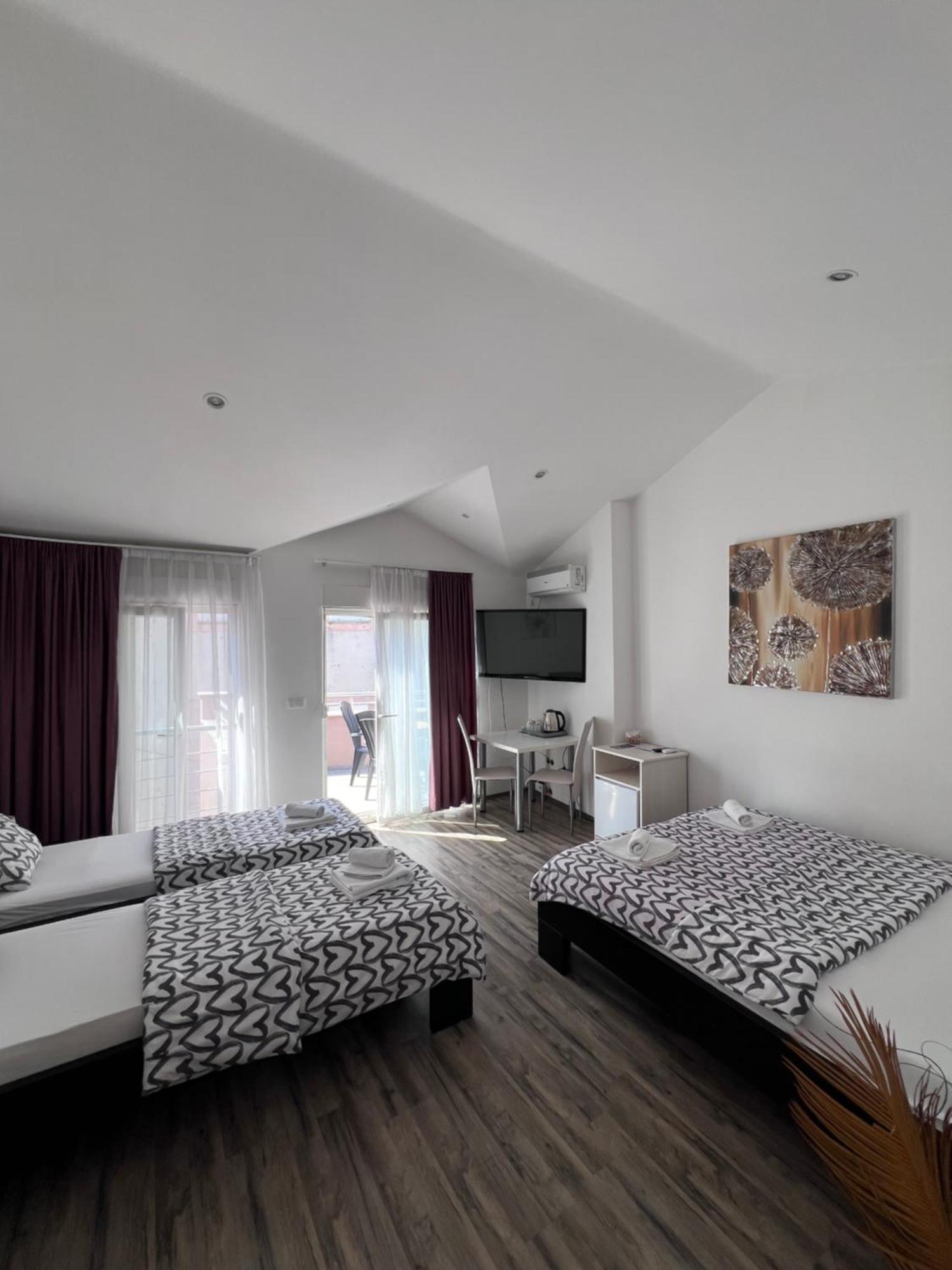 Apartments & Rooms Villa Zaad Мостар Екстериор снимка