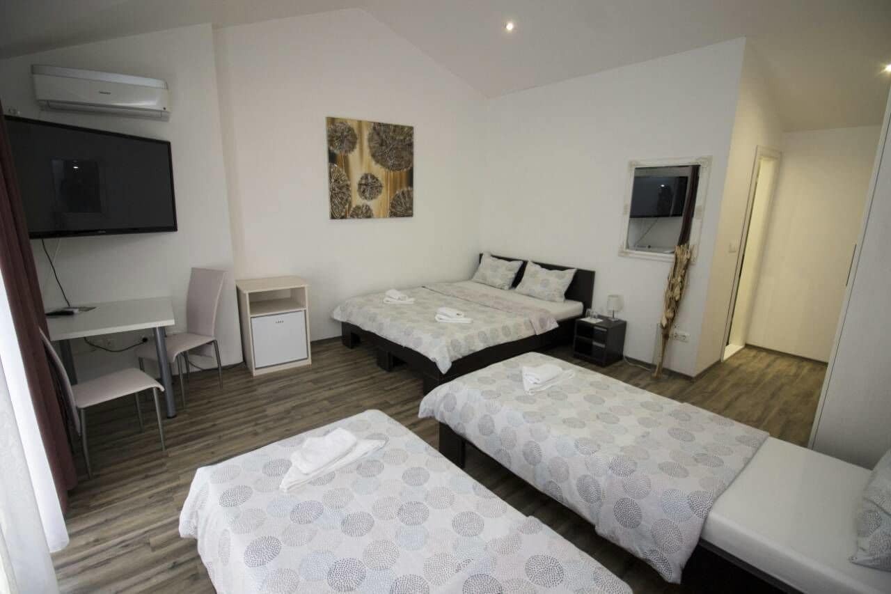 Apartments & Rooms Villa Zaad Мостар Екстериор снимка